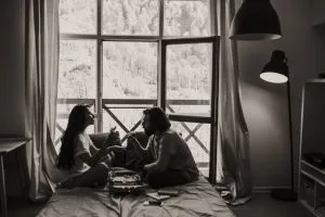 How to Handle a Difficult Couple Conversation and Overcome It Together with Awareness